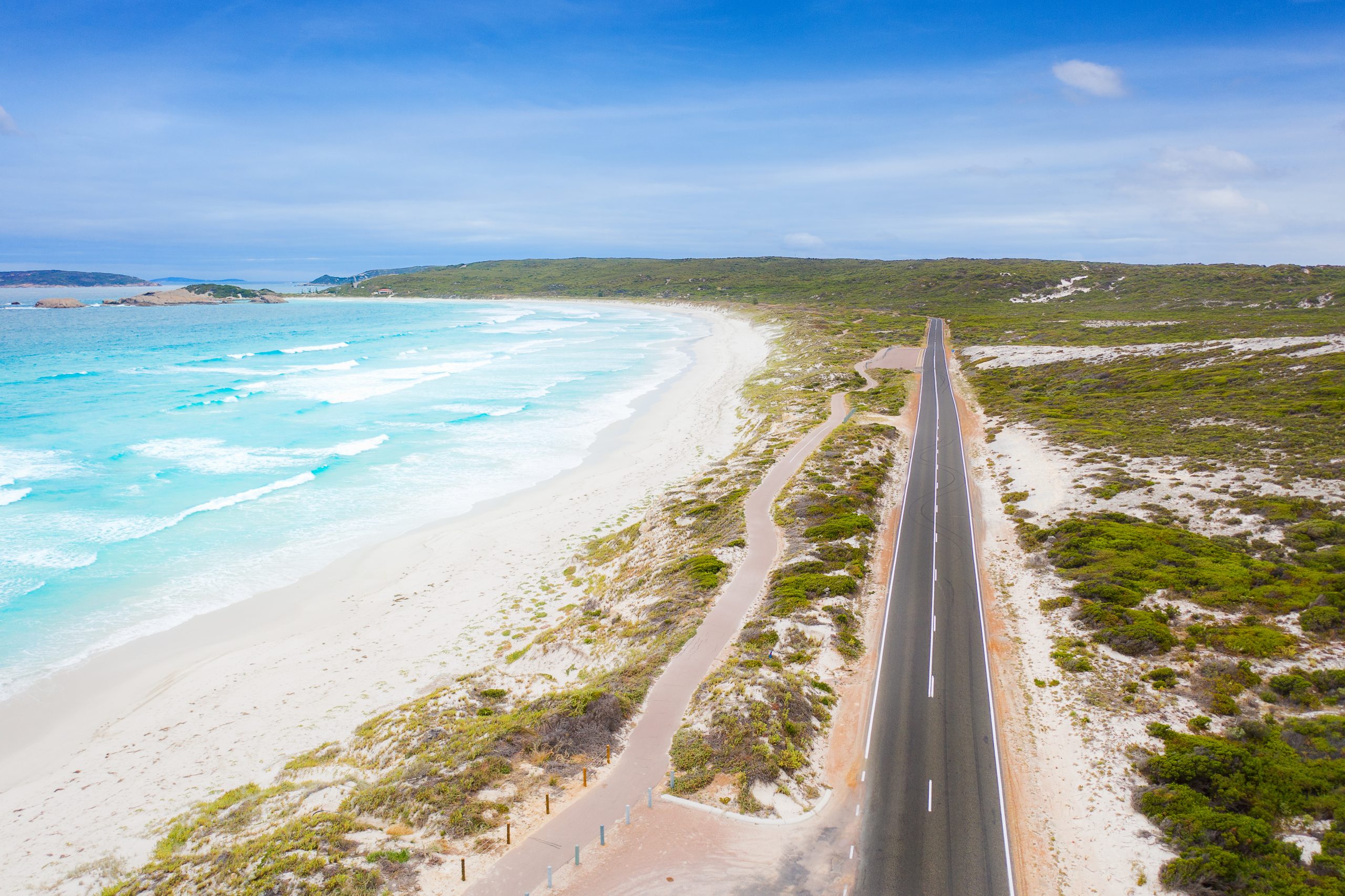 Exploring Australia: Best Road Trips Between Contracts
